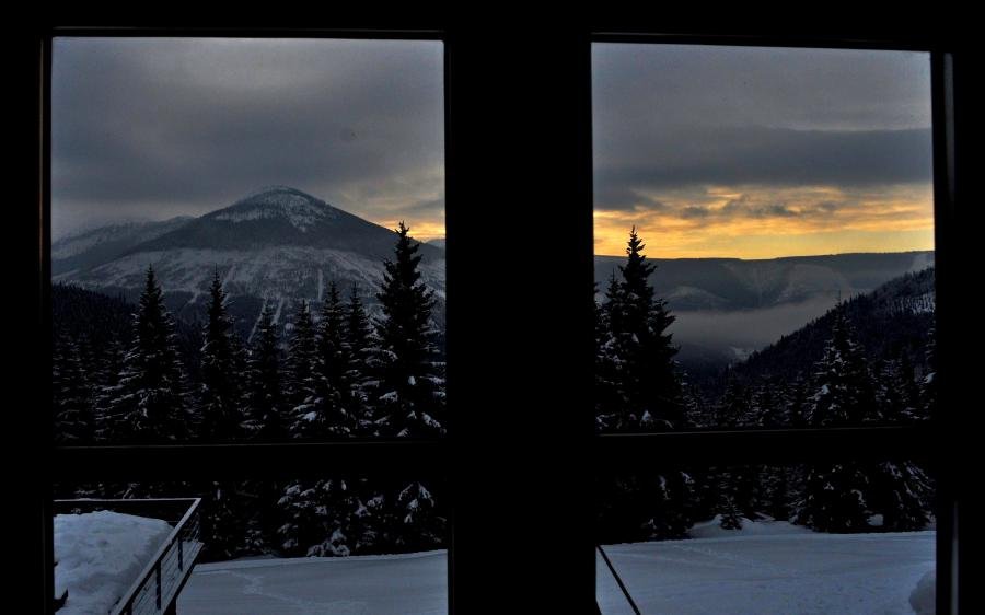 okno, průhled, sníh, hory, horizont, svítání / -ima-
